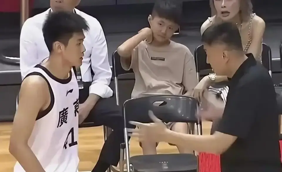 徐昕租借出