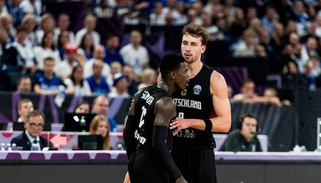 完美, 本场比赛他, 年的斯洛文 完美, 本场比赛他, 年的斯洛文