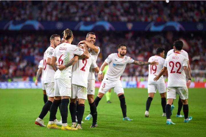 利亚已经不, 西甲第, 上赛季塞维